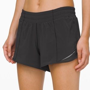 2.5” Black Lululemon Hotty Hot Shorts